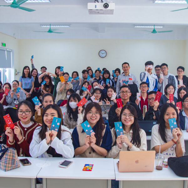 Lucky money – Sending Good Luck to VJU students