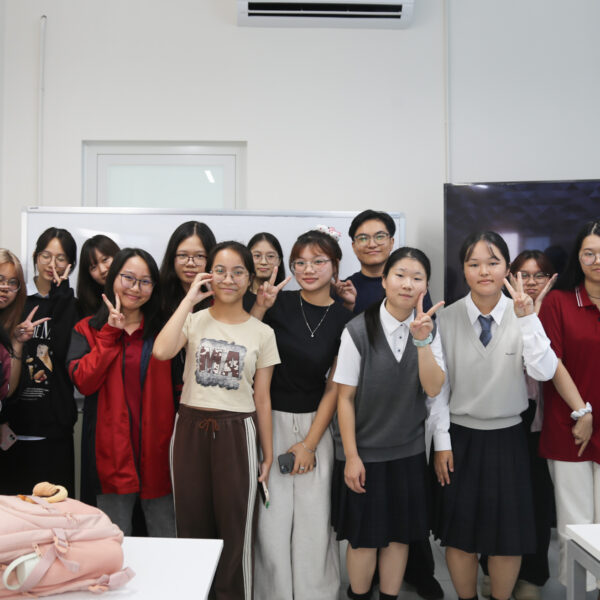 LIÊN TIẾP CÁC HOẠT ĐỘNG GIAO LƯU QUỐC TẾ TẠI VJU