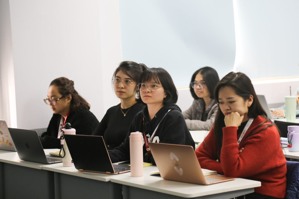 HEALTH GOVERNANCE IN SUSTAINABLE DEVELOPMENT: INSIGHTS FROM UNDP AND WHO EXPERTS