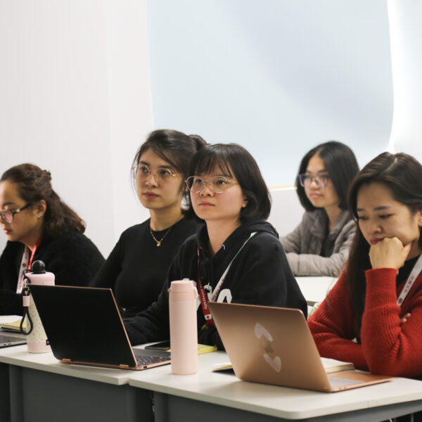 QUẢN TRỊ Y TẾ TRONG PHÁT TRIỂN BỀN VỮNG: GÓC NHÌN TỪ CHUYÊN GIA UNDP VÀ WHO